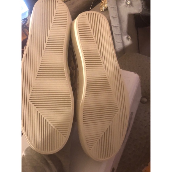 NIB Clear  Weather Fringe Tennis shoes one of one - Picture 7 of 7